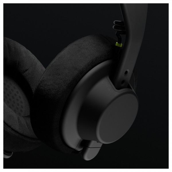 AIAIAI TMA-2 Studio Wireless+ - Speaker Close up