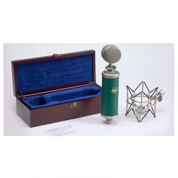 Blue Kiwi Cardioid Condenser Microphone - Included Accessories