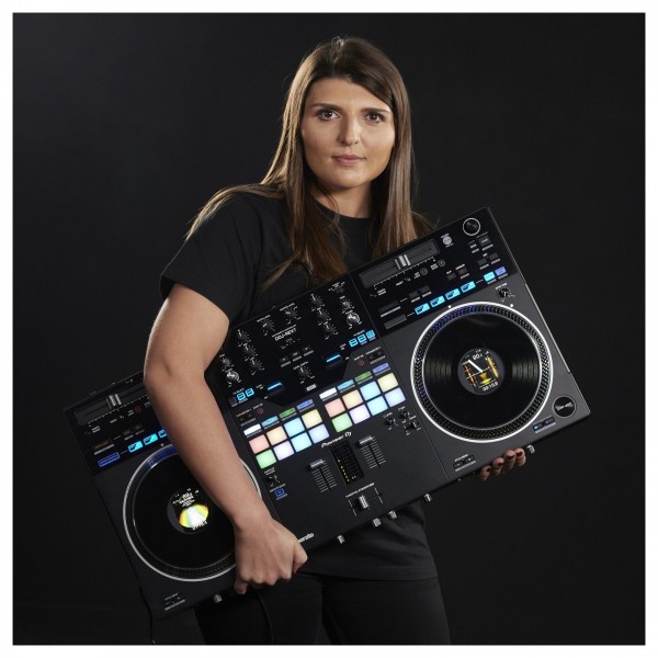 Pioneer DDJ-REV7 DJ Controller - Size