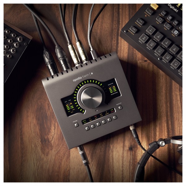 Universal Audio Apollo Twin X QUAD HE (Desktop/Mac/Win/TB3) - Top angle