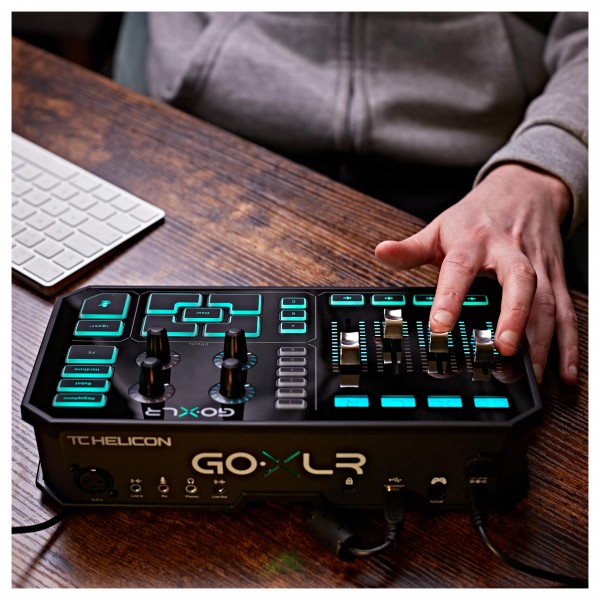 TC Helicon GoXLR - In Use