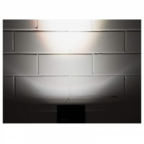 AKKU UP-4 QCL Spot Light