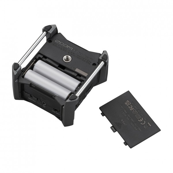 Zoom F3 Recorder - Batteries