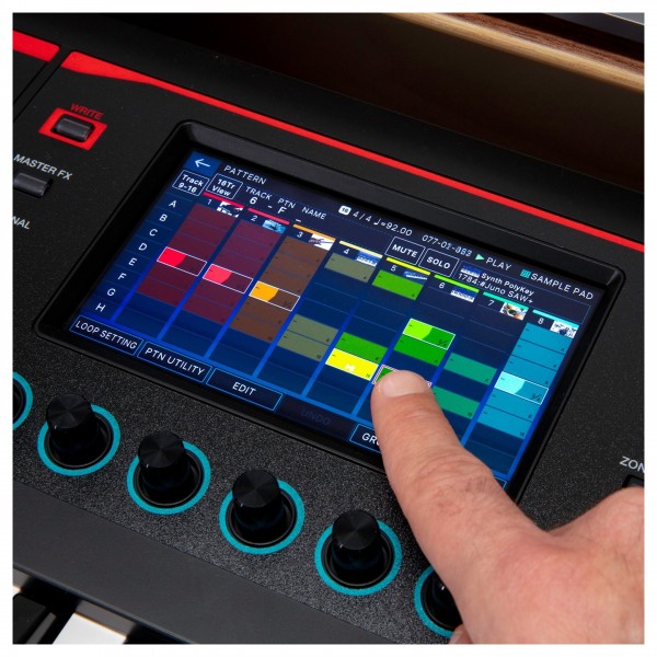 Fantom-07 Synthesizer Keyboard - Clip-Based Sequencing