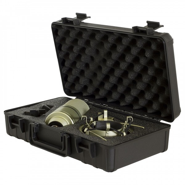 MXL 990 Microphone with Shock Mount - Full Contents