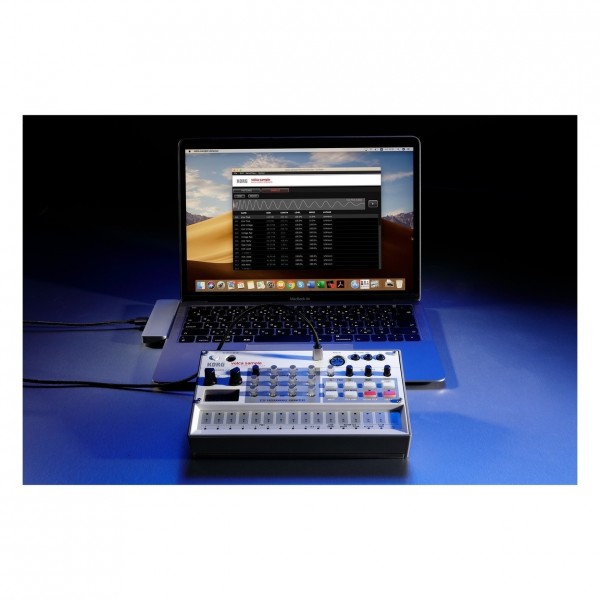 Korg Volca Sample (2020) Digital Sample Sequencer - Lifestyle 2