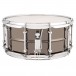 Ludwig Universal 14'' x 6.5'' Black Brass Snare Drum, Chrome Hardware - Strainer