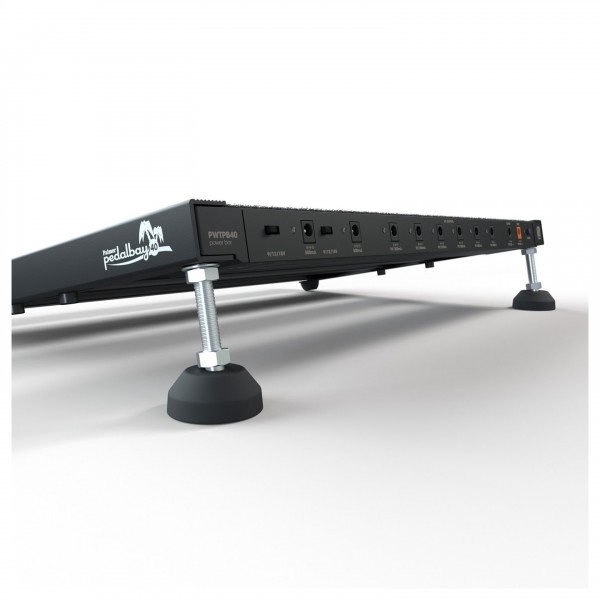 Palmer Pedalbay 40 PB Pedal Board with WTBP40 Powerbar - back