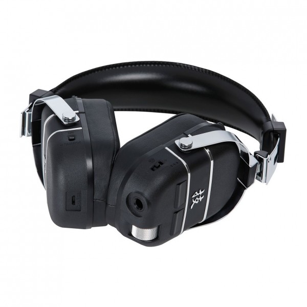 Boss Waza-Air Wireless Headphone Amp with Case 3