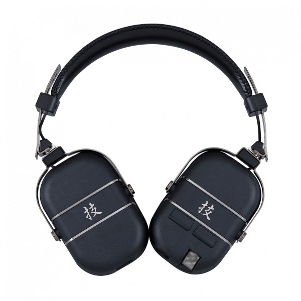 Boss Waza-Air Bass Wireless Personal Amplification System with Case 3