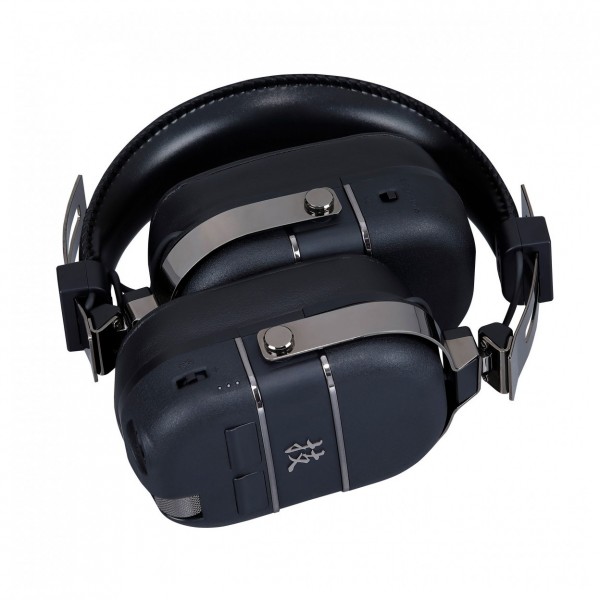 Boss Waza-Air Bass Wireless Personal Amplification System with Case 4
