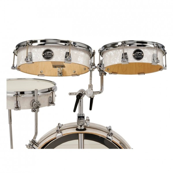 DW Performance Series 20'' 4pc LowPro kit - White Marine - Front Toms Close Up