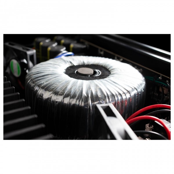 Emotiva BasX A6 Six-Channel Power Amplifier - Internals LS