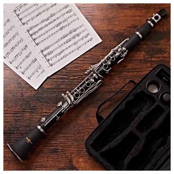 Student Clarinet Complete Beginner Pack by Gear4music