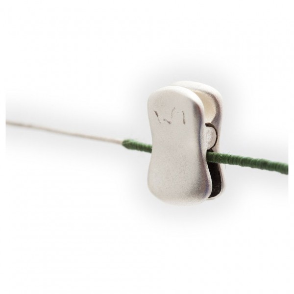 WMutes Metal Violin Concert Mute - On string