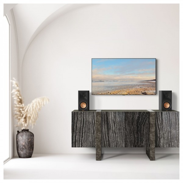 Klipsch RP-500M MKII Bookshelf Speaker (Pair), Ebony lifestyle image 1
