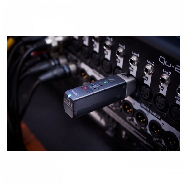 SubZero SZM-11 Vocal Microphone with Boss Digital Wireless System - lifestyle
