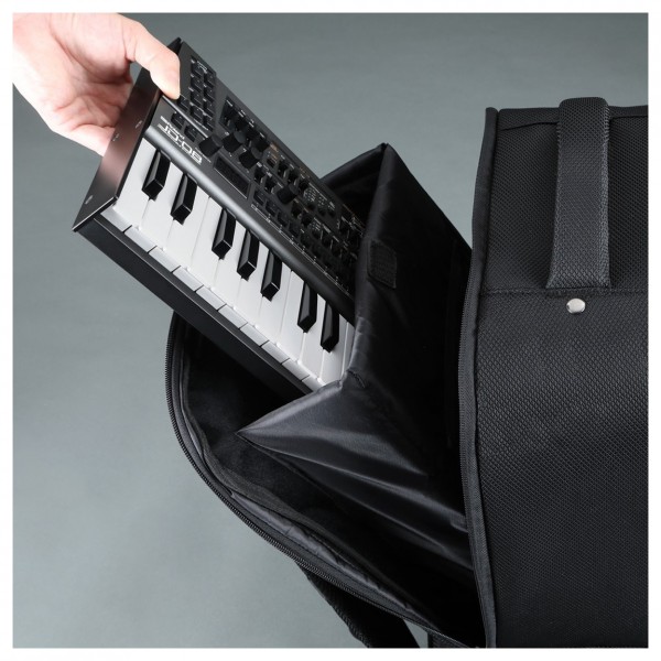 Roland Gig Bag - Lifestyle