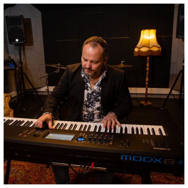 Yamaha MODX8 Plus Synthesizer with Graded Hammer Action - Lifestyle 3