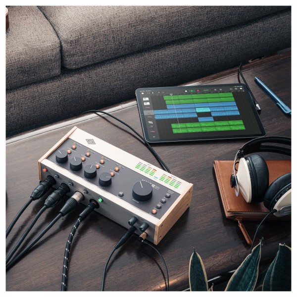 VOLT476P Audio Interface - Lifestyle 2
