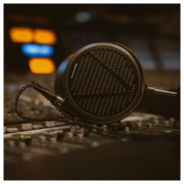 Audeze MM-500 Planar Magnetic Headphones