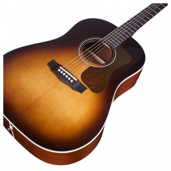 Guild DS-240 Memoir Slope Shoulder Acoustic, Vintage Sunburst Gloss body angle