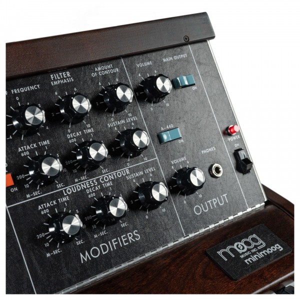 Minimoog Model D Synthesizer - Detail