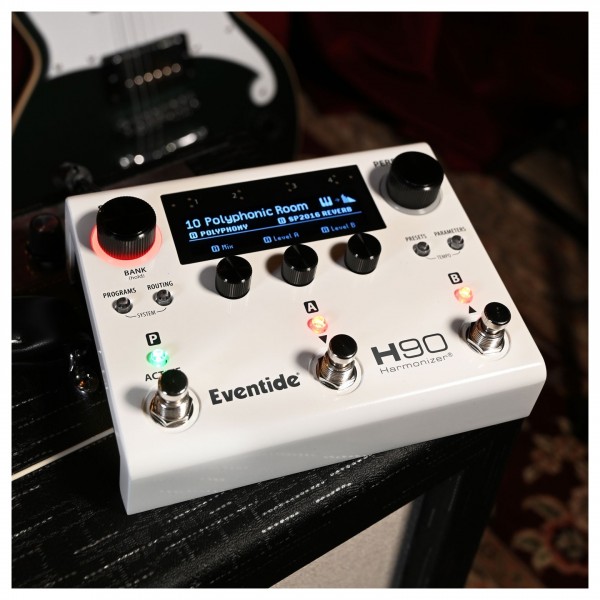 Eventide H90 Harmonizer Pedal - Lifestyle 3