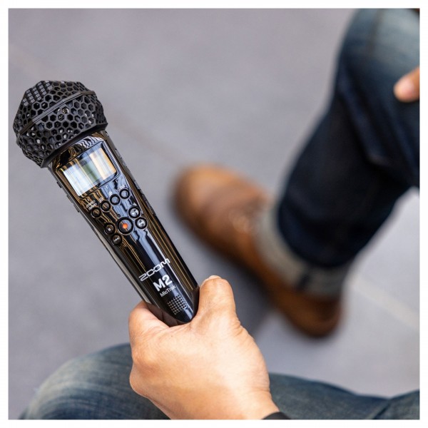 Zoom M2 MicTrack - Lifestyle