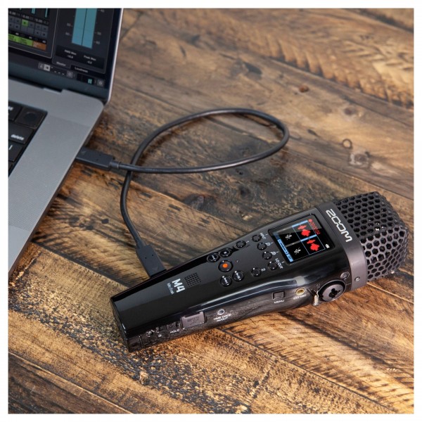 Zoom M4 MicTrack - Lifestyle 4