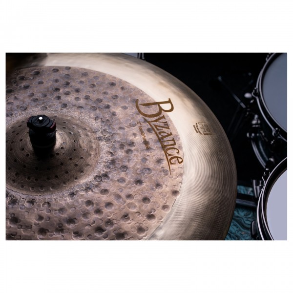 Meinl Byzance Vintage Equilibrium 22" Ride - Lifestyle 1