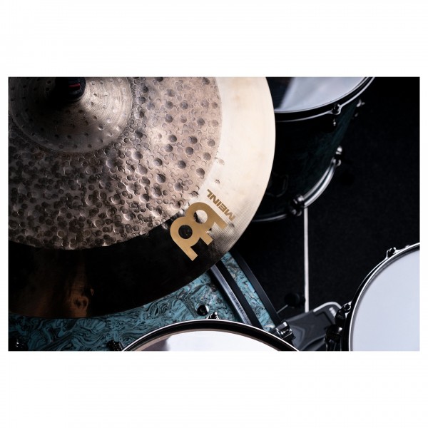 Meinl Byzance Vintage Equilibrium 22" Ride - Lifestyle 2