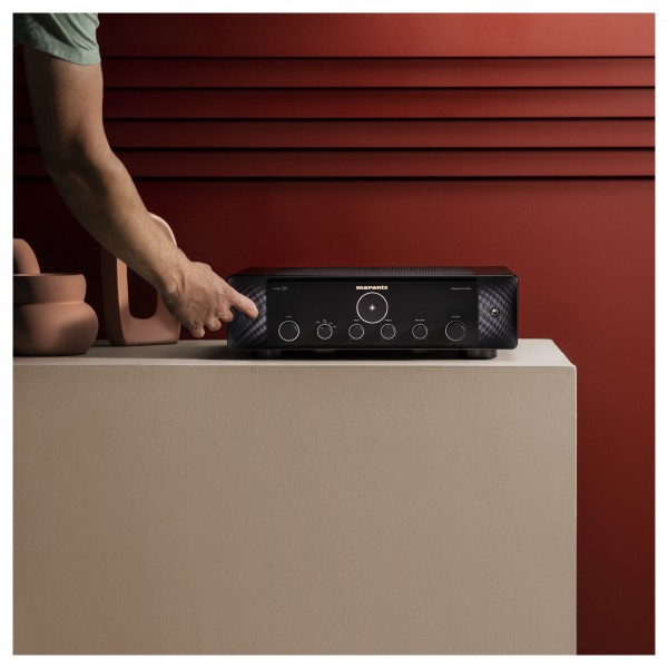 Marantz Model 30 Integrated Amplifier, Black in use