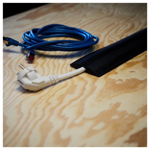 Adam Hall Soft PVC Floor Cable Crossover, 3m - floor