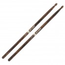 Baquetas Promark Classic Forward 747 FireGrain Hickory, punta ovalada