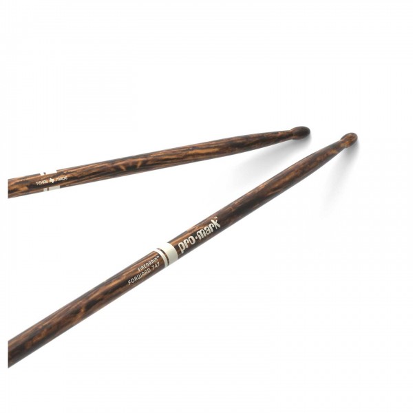 Promark Classic Forward 747 FireGrain Hickory, Oval Wood Tip
