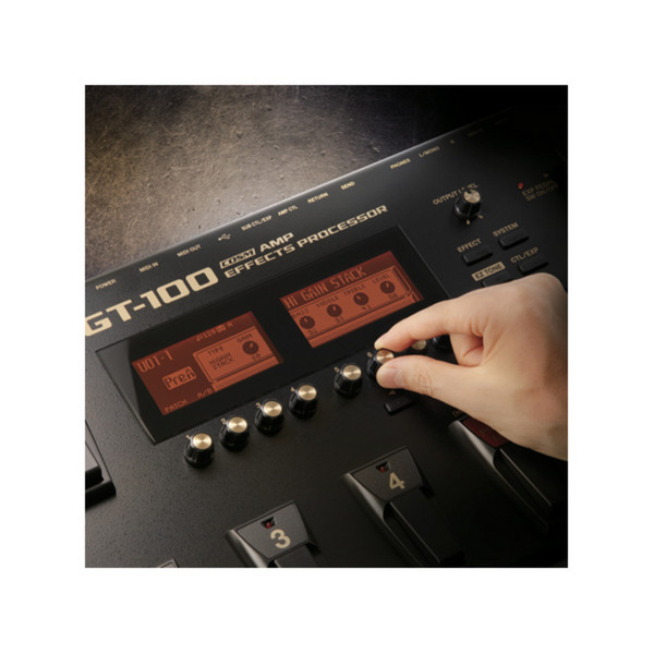 Boss GT-100 Amp Effects Processor Guitar Pedal - Ex Demo at Gear4music