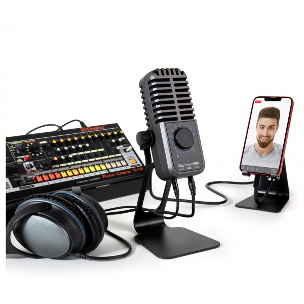 IK Multimedia iRig Stream Mic Pro - Lifestyle 4
