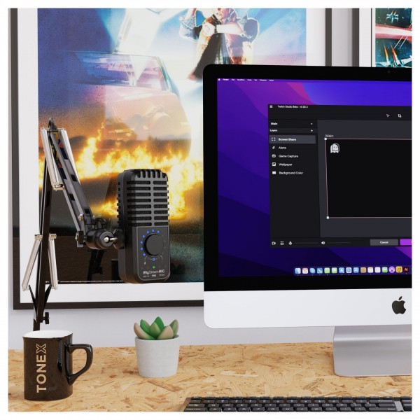 IK Multimedia iRig Stream Mic Pro - Lifestyle 5