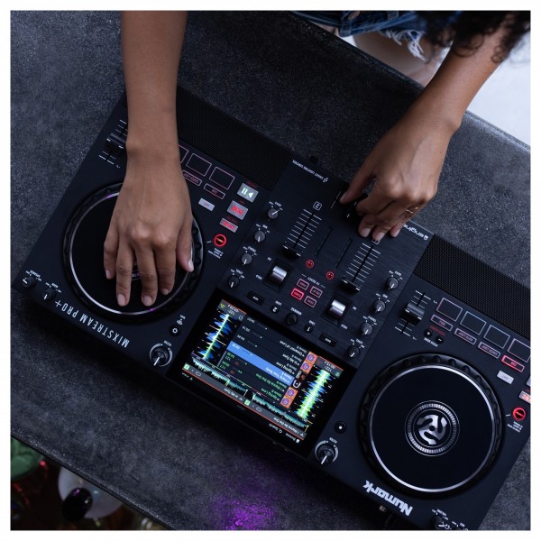 Numark Mixstream Pro + DJ Controller z SoundSwitch Micro DMX