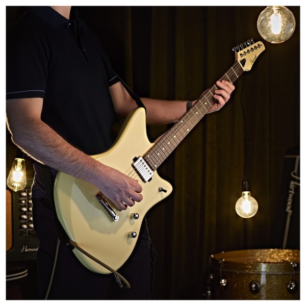 Hartwood Charger Origin Guitar Pack, Vintage White