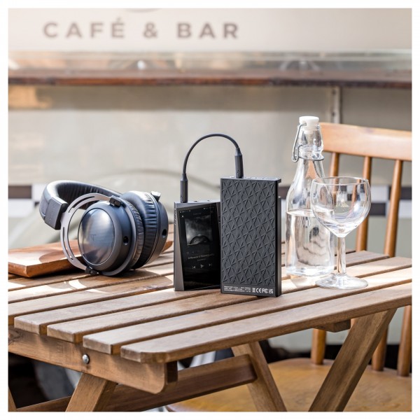 Astell&Kern AK PA10 Class-A Analogue Amplifier - Lifestyle, on-the-go