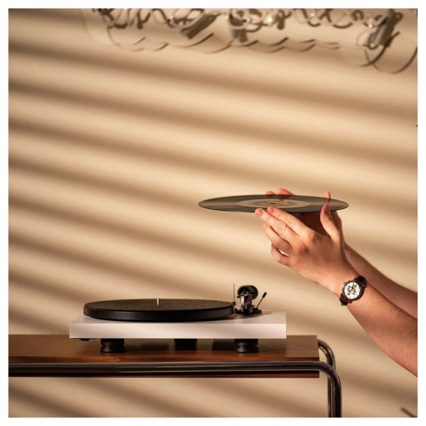 Pro-Ject Debut Carbon Evo Turntable, satin white - lifestyle