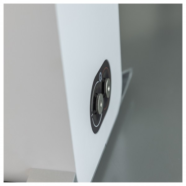 Q Acoustics Q 5050 Floorstanding Speakers, Satin White (Pair) - detail