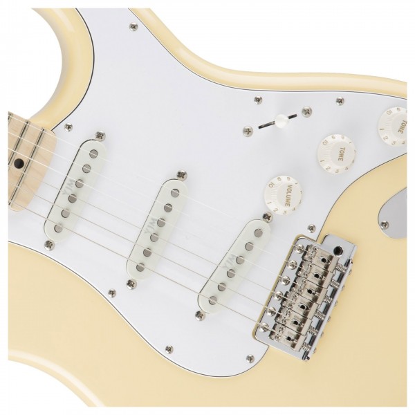 Fender MIJ Yngwie Malmsteen Stratocaster, Scalloped MN, Vintage