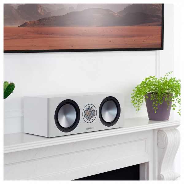 Montior Audio Bronze C150, Lifestyle 2 White