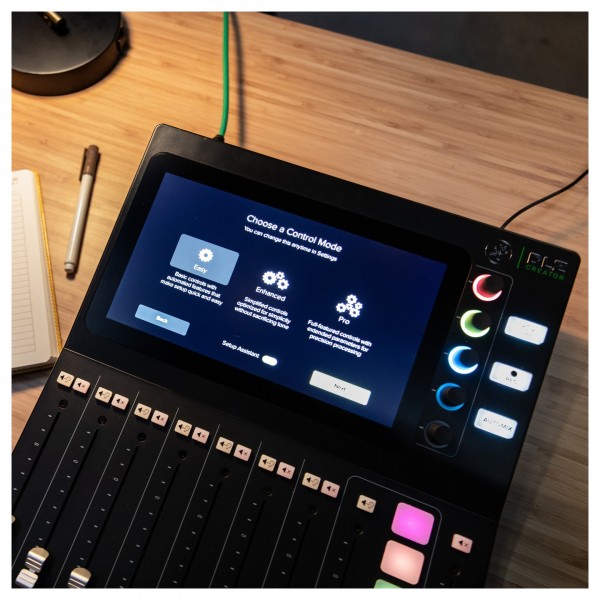 Mackie DLZ Creator Digital Streaming Mixer