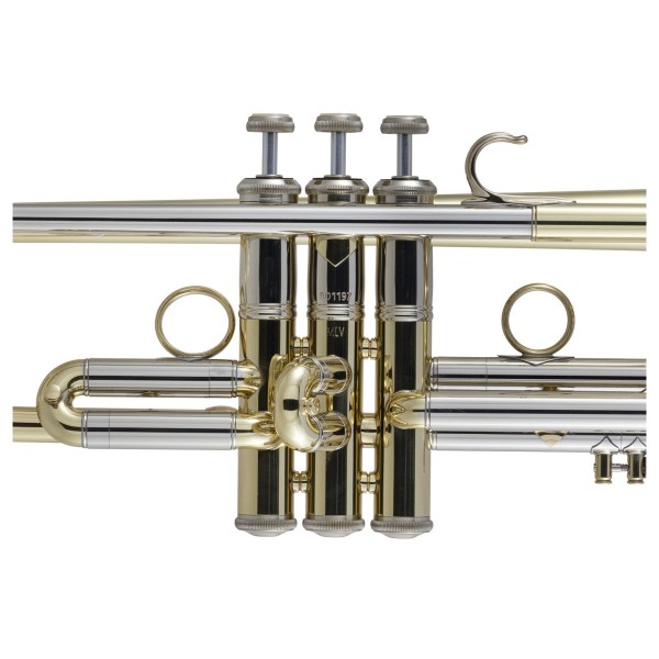 Bach Stradivarius 19072V Trumpet, Clear Lacquer 6