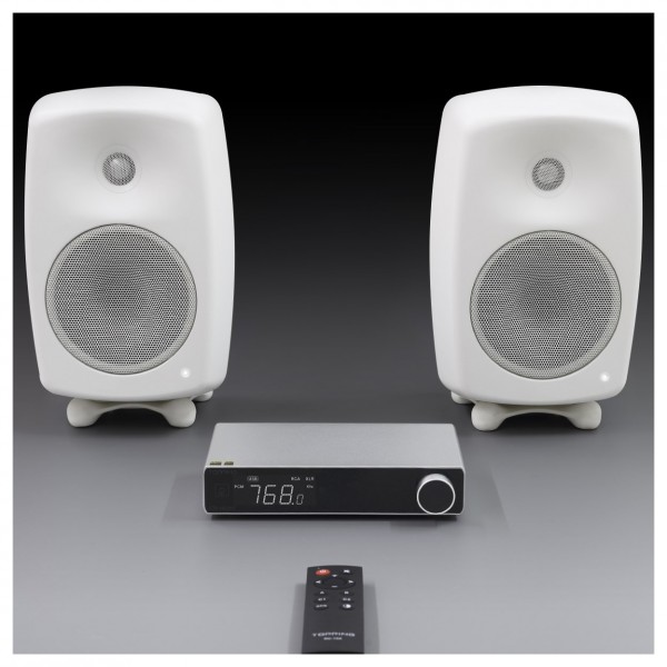 Topping E70 Velvet Desktop DAC, Silver - lifestyle