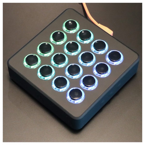 MIDI Fighter Spectra, Black - Lifestyle 2